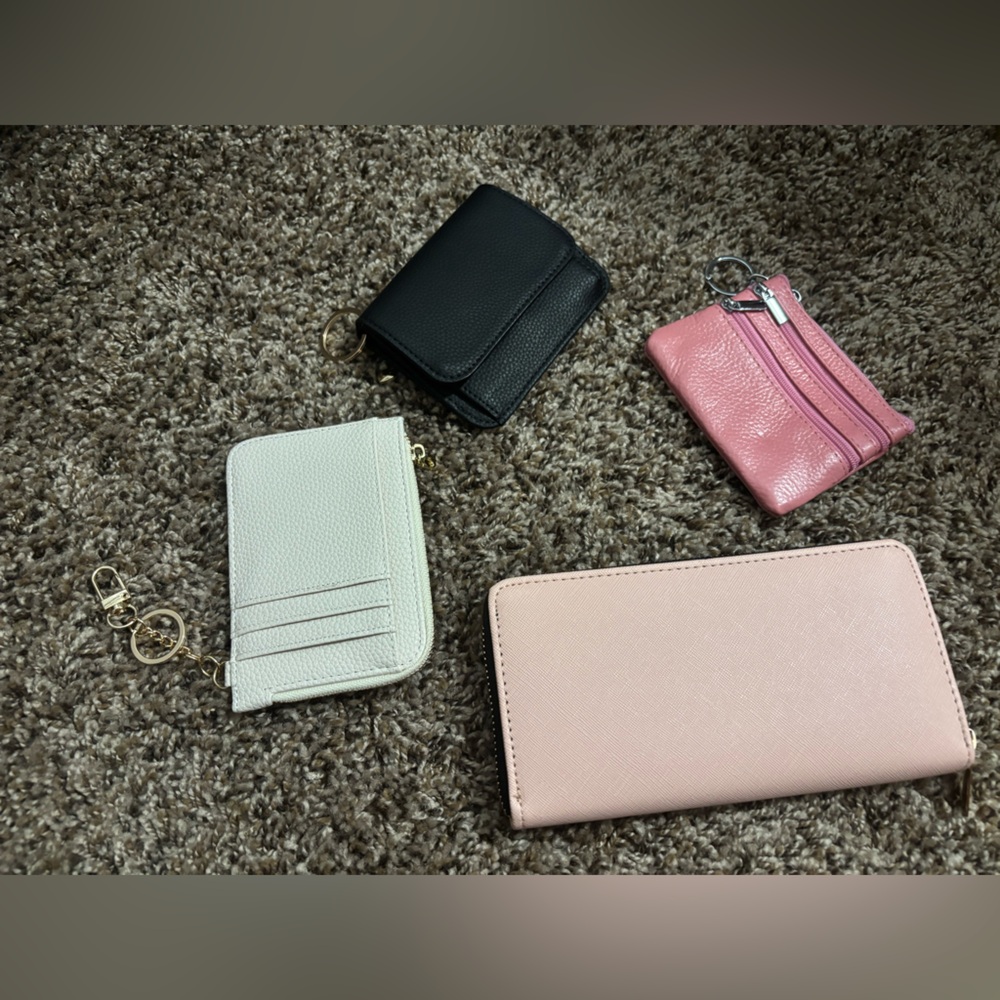 Bundle of 4 cheap wallets from Amazon full size wallet mini wallet card holder p